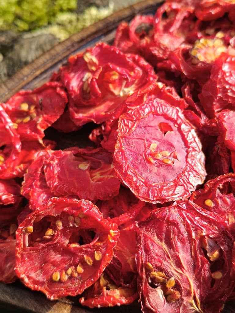 گوجه فرنگی خشک